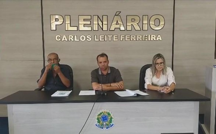 Vereadores Vicente Campos e Vanderley Farias tomam Posse na Câmara de Desterro